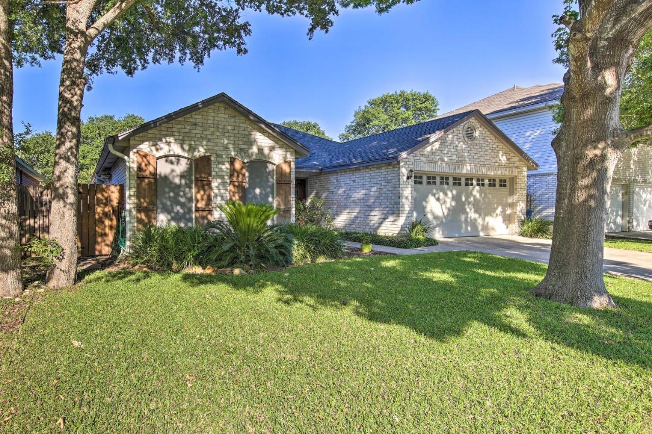 Villa Peaceful San Antonio Oasis With Private Pool And Grill Extérieur photo
