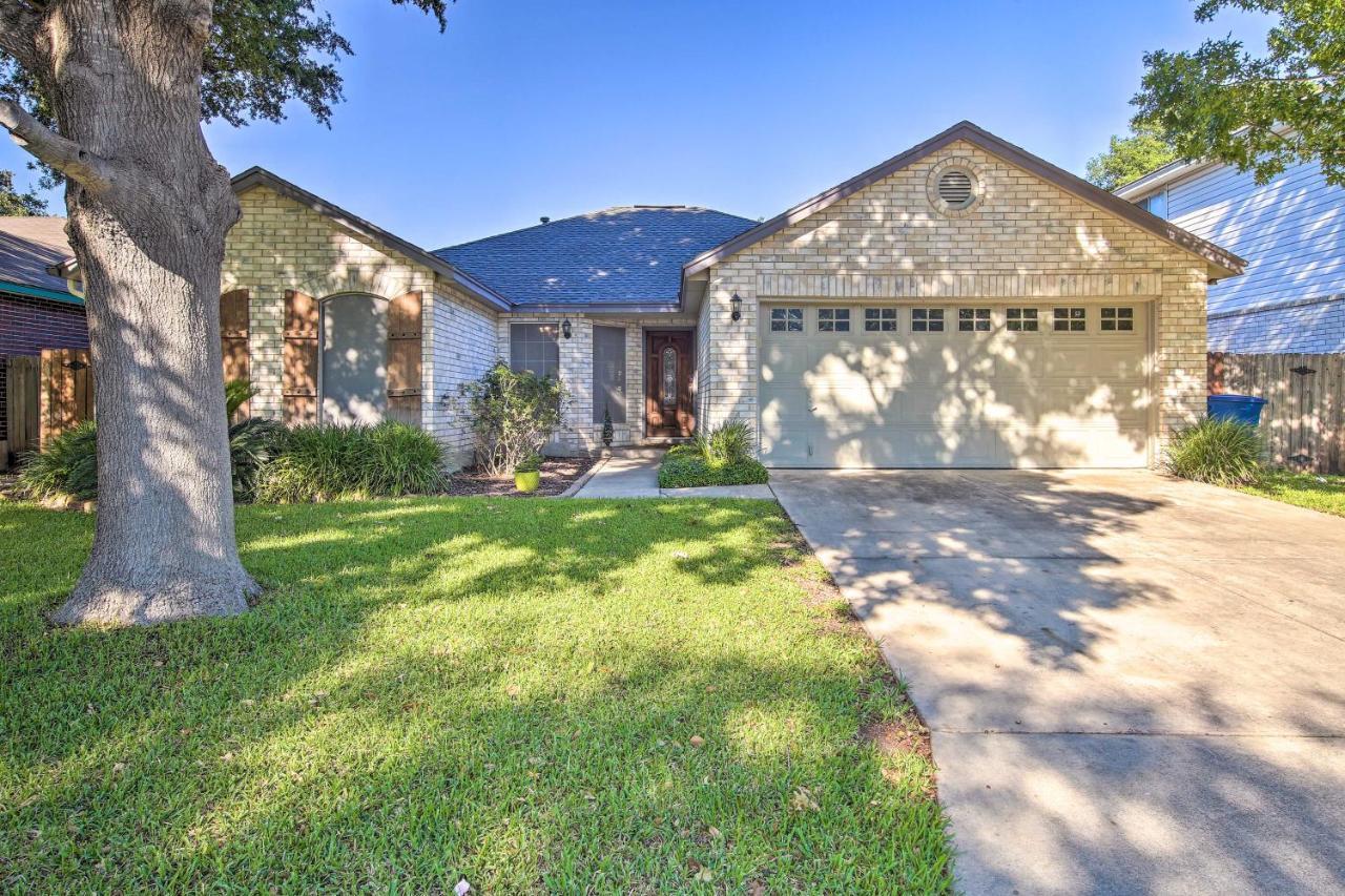 Villa Peaceful San Antonio Oasis With Private Pool And Grill Extérieur photo